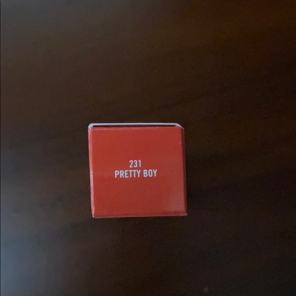 Brand new MAC cremesheen lipstick in pretty boy - Picture 4 of 4